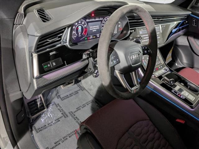 2026 Audi RS Q8 SUV performance