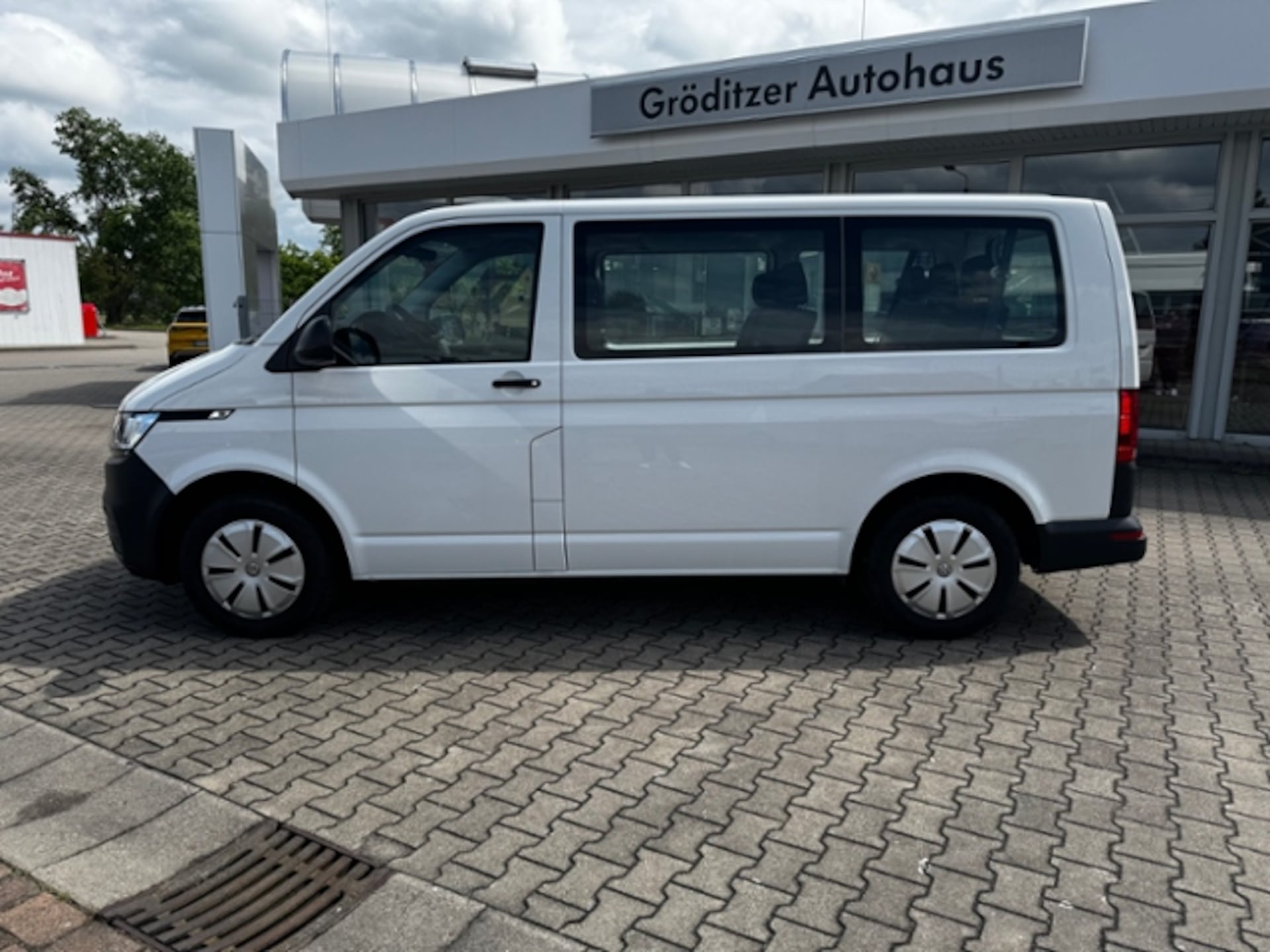 Volkswagen T6.1 Transporter Kombi kurzer Radstand