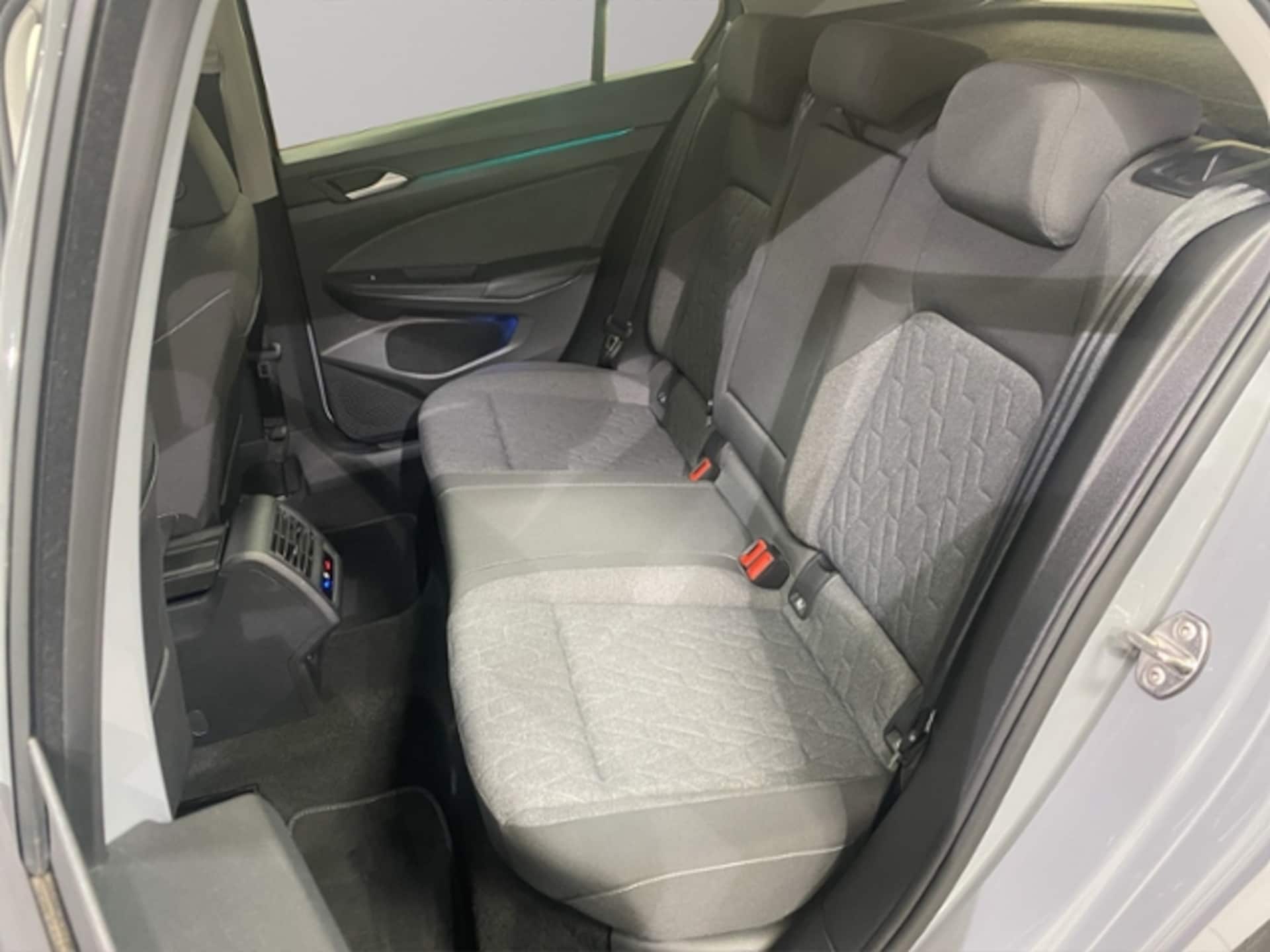 Volkswagen Golf MOVE