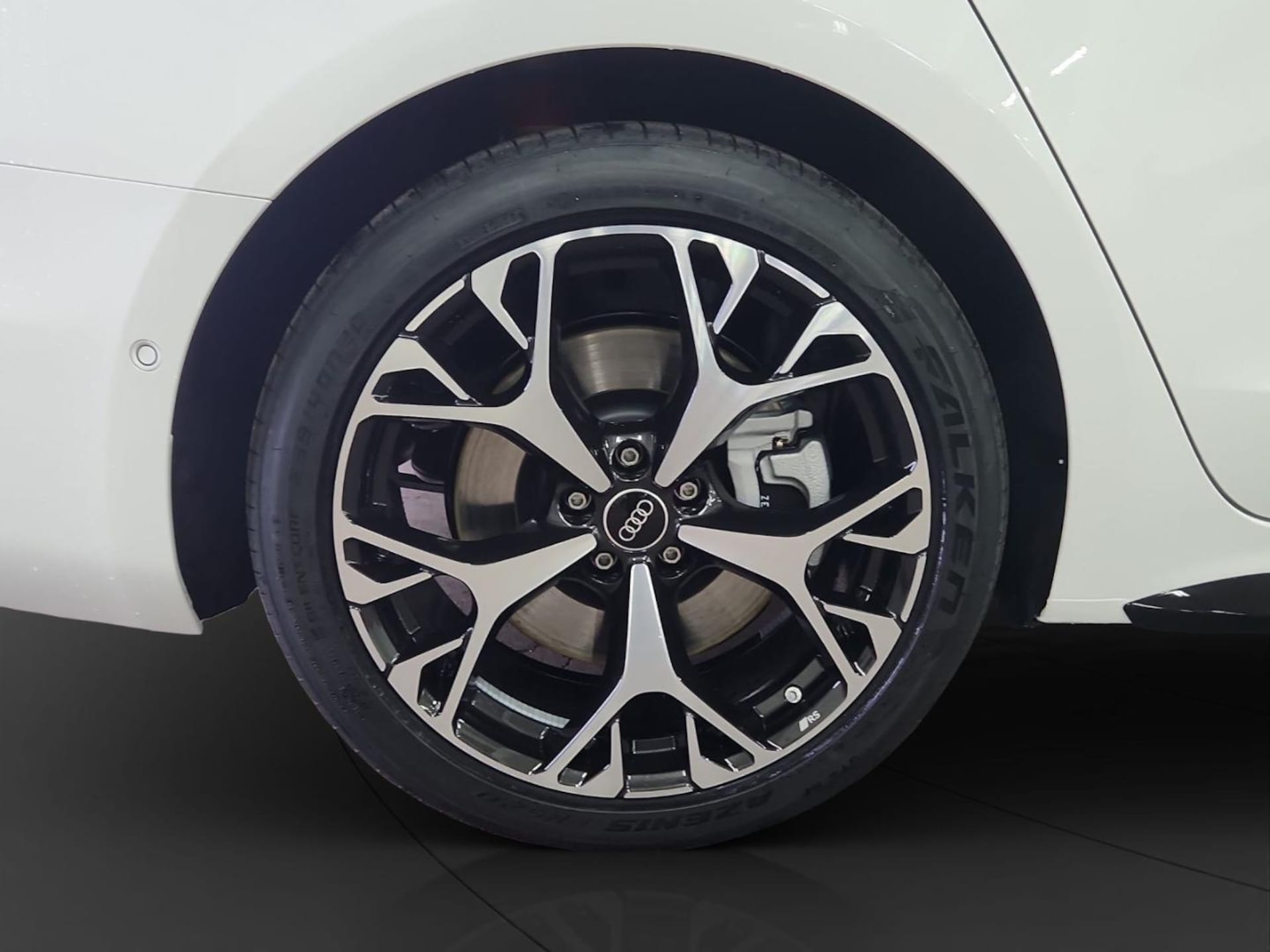 Audi A6 Avant e-hybrid
