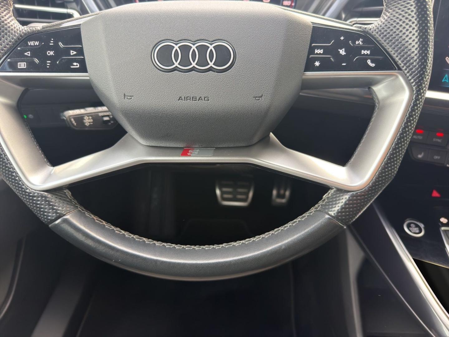 Bild über Audi Q4 e-tron 40 e-tron - für weitere Informationen kontaktieren Sie den Audi Partner