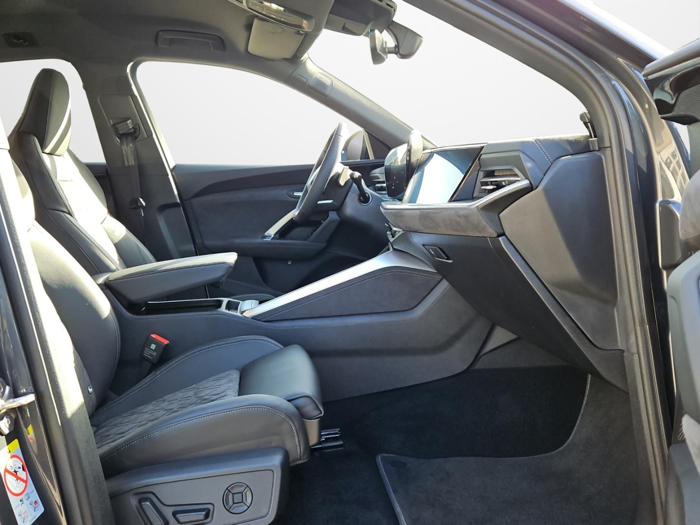 Bild über Audi SQ5 Sportback TFSI 270 kW S tronic - für weitere Informationen kontaktieren Sie den Audi Partner