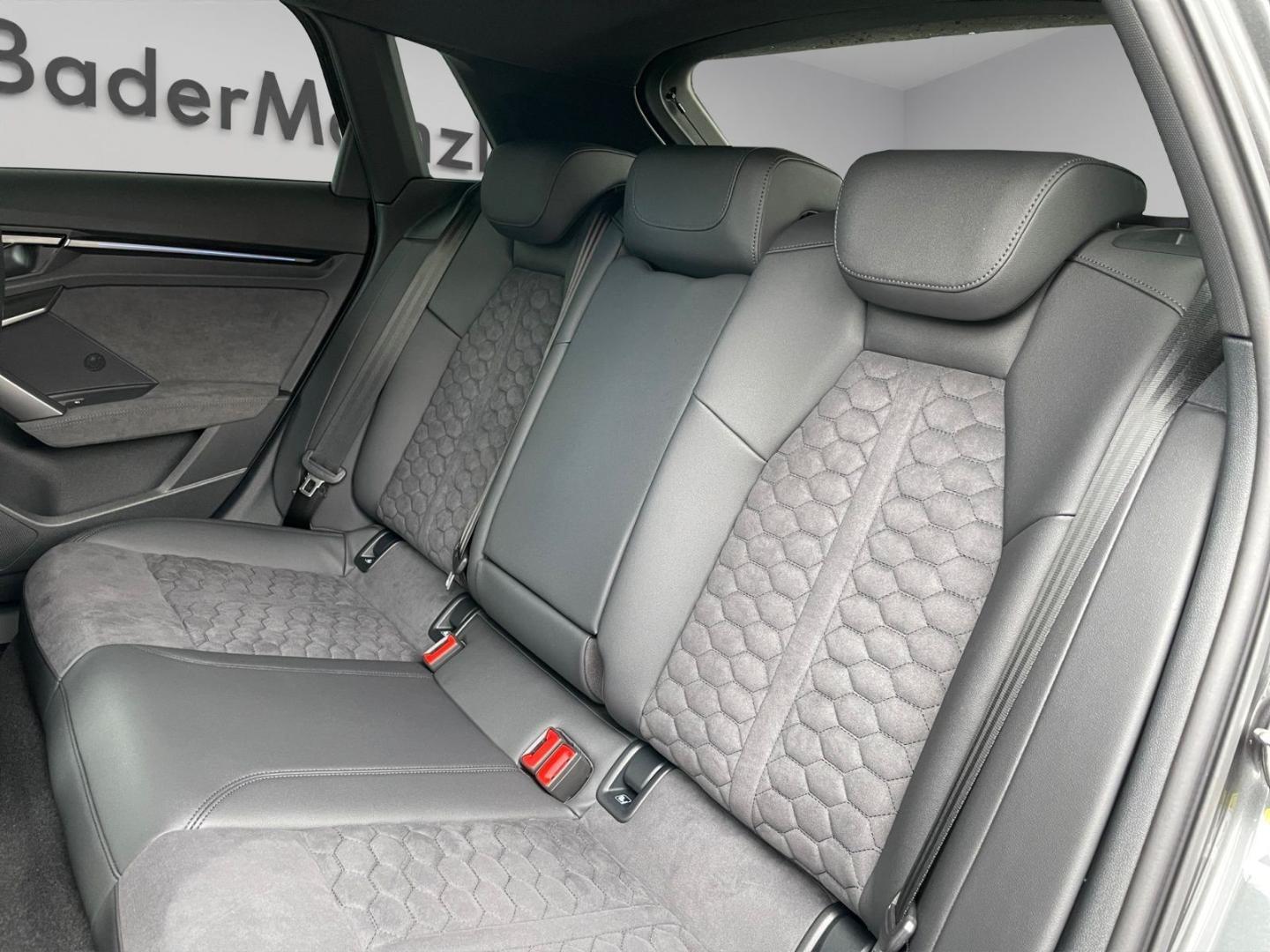 Image about Audi RS 3 Sportback TFSI quattro S tronic