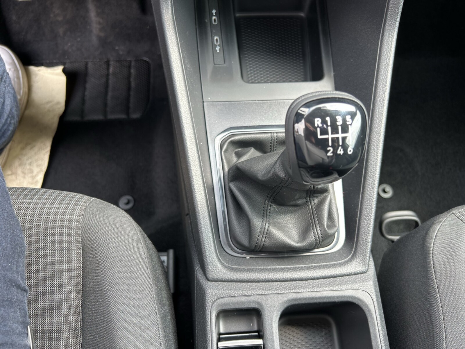Volkswagen Caddy Maxi Cargo – Bild 12