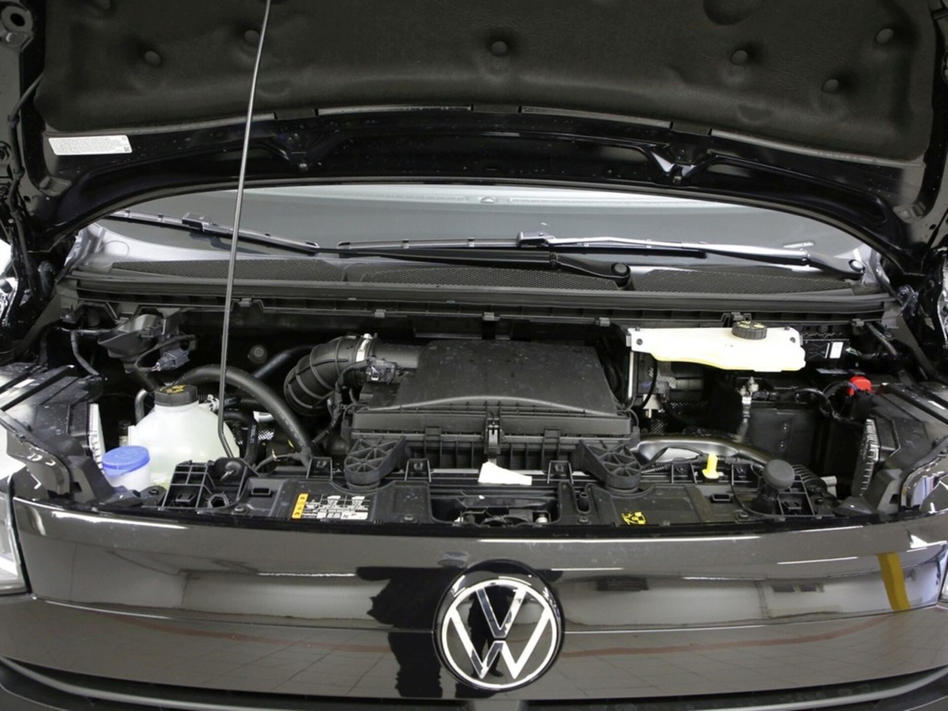 Volkswagen Caravelle langer Radstand Life