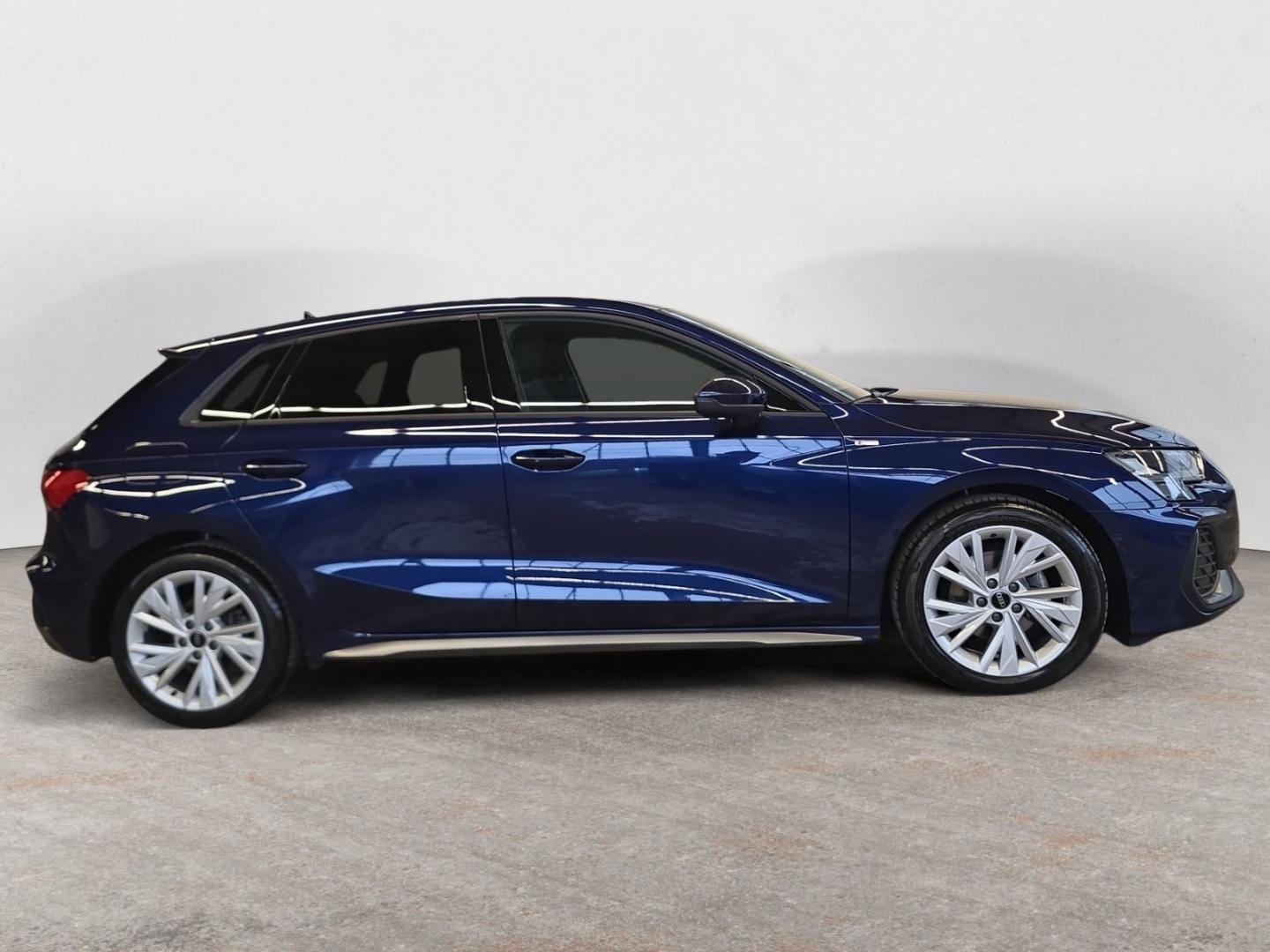 Bild über Audi A3 Sportback S line 35 TDI S tronic - für weitere Informationen kontaktieren Sie den Audi Partner