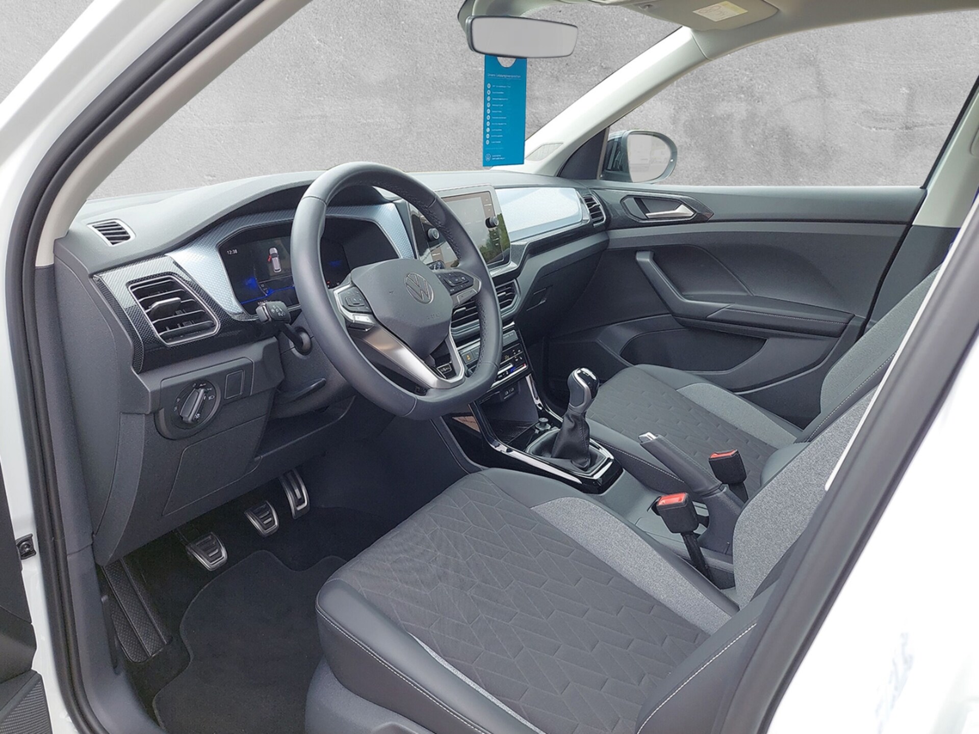Volkswagen T-Cross Life
