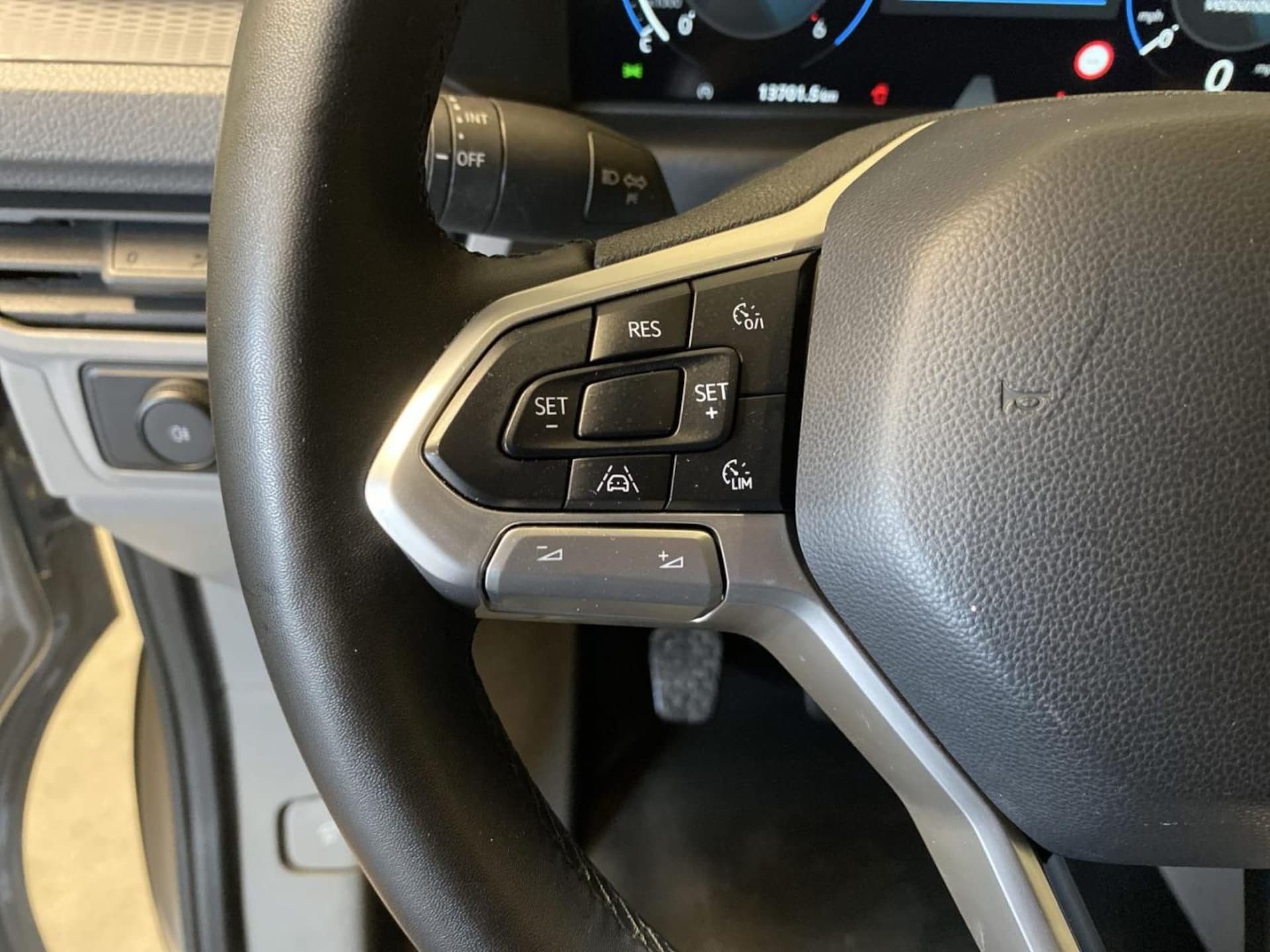 Volkswagen Transporter Kasten langer Radstand