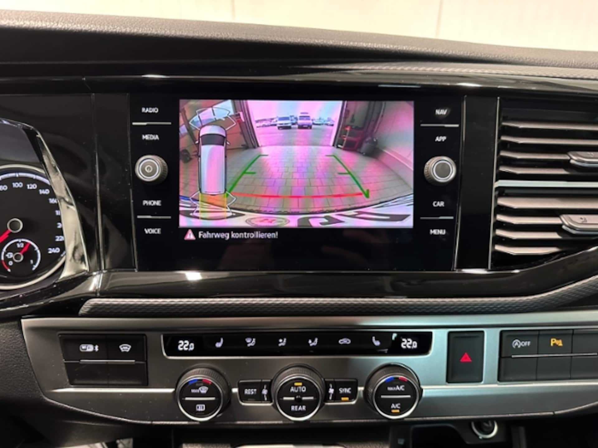 Volkswagen T6.1 California Beach