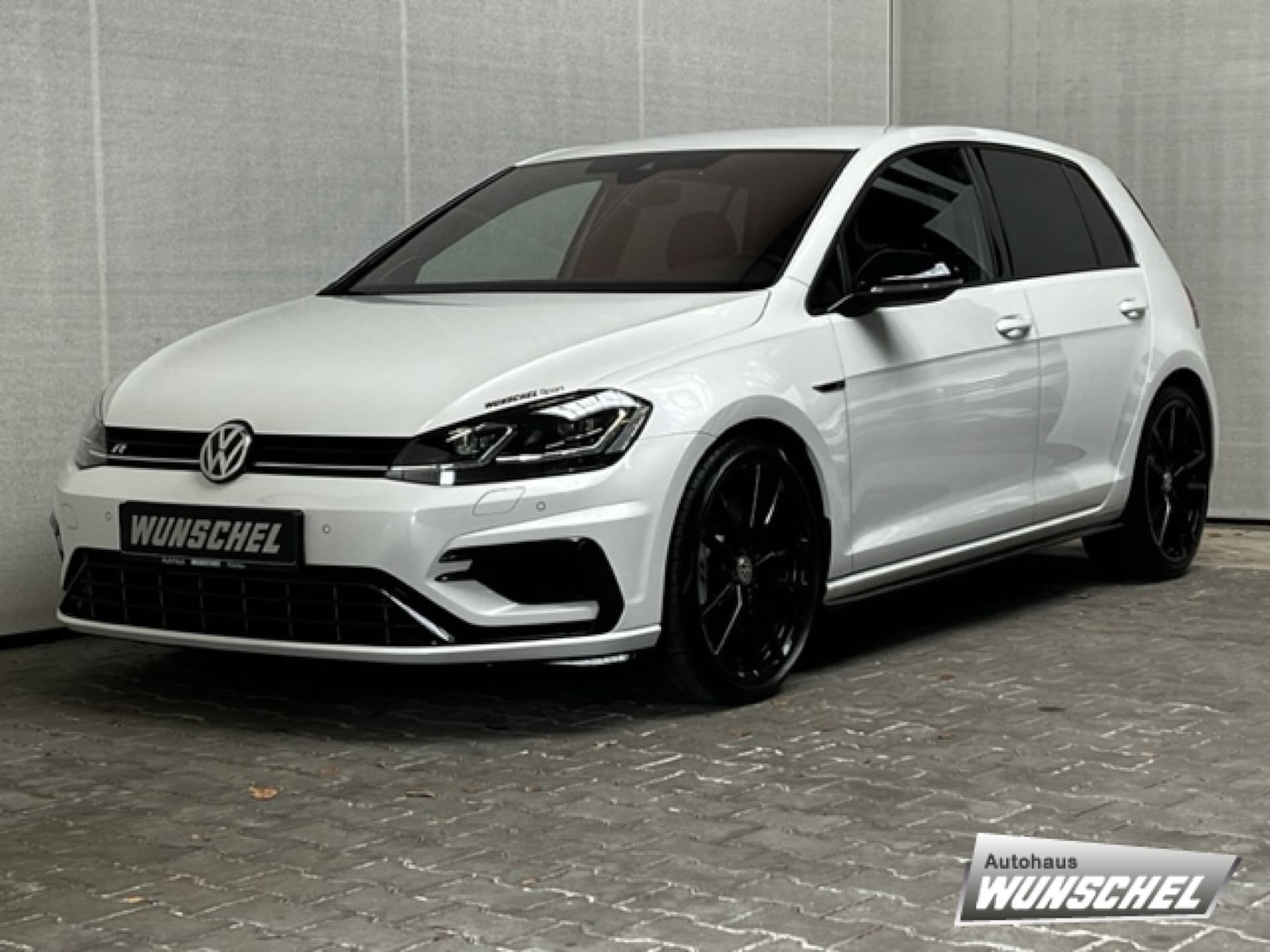 Volkswagen Golf R