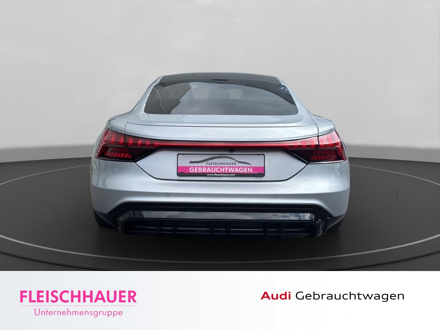 Bild über Audi RS e-tron GT e-tron quattro - für weitere Informationen kontaktieren Sie den Audi Partner