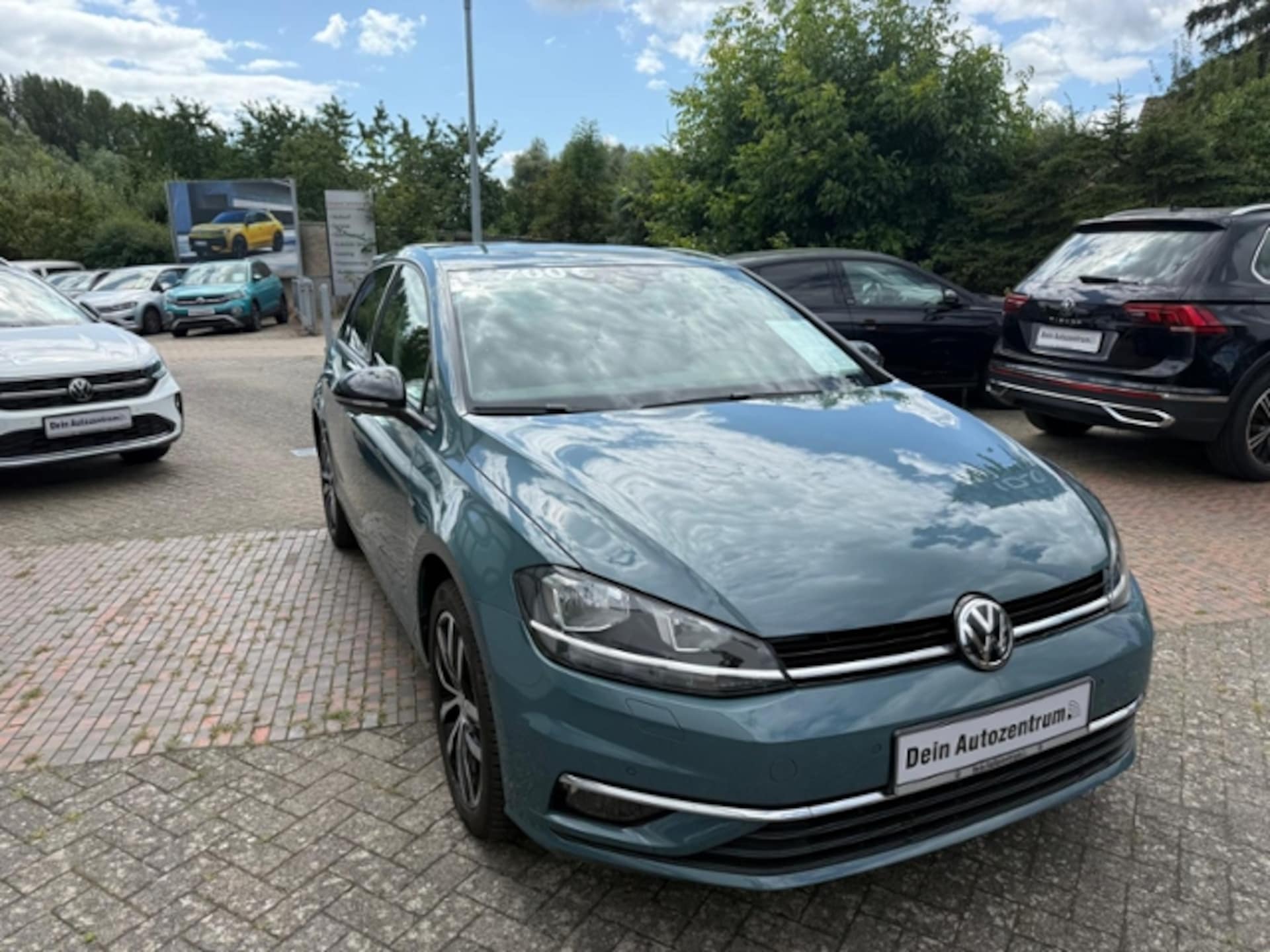 Volkswagen Golf IQ.DRIVE