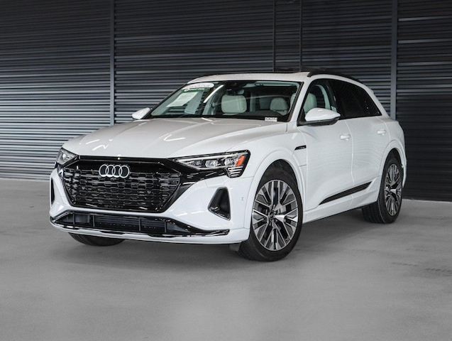 2024 Audi Q8 e-tron