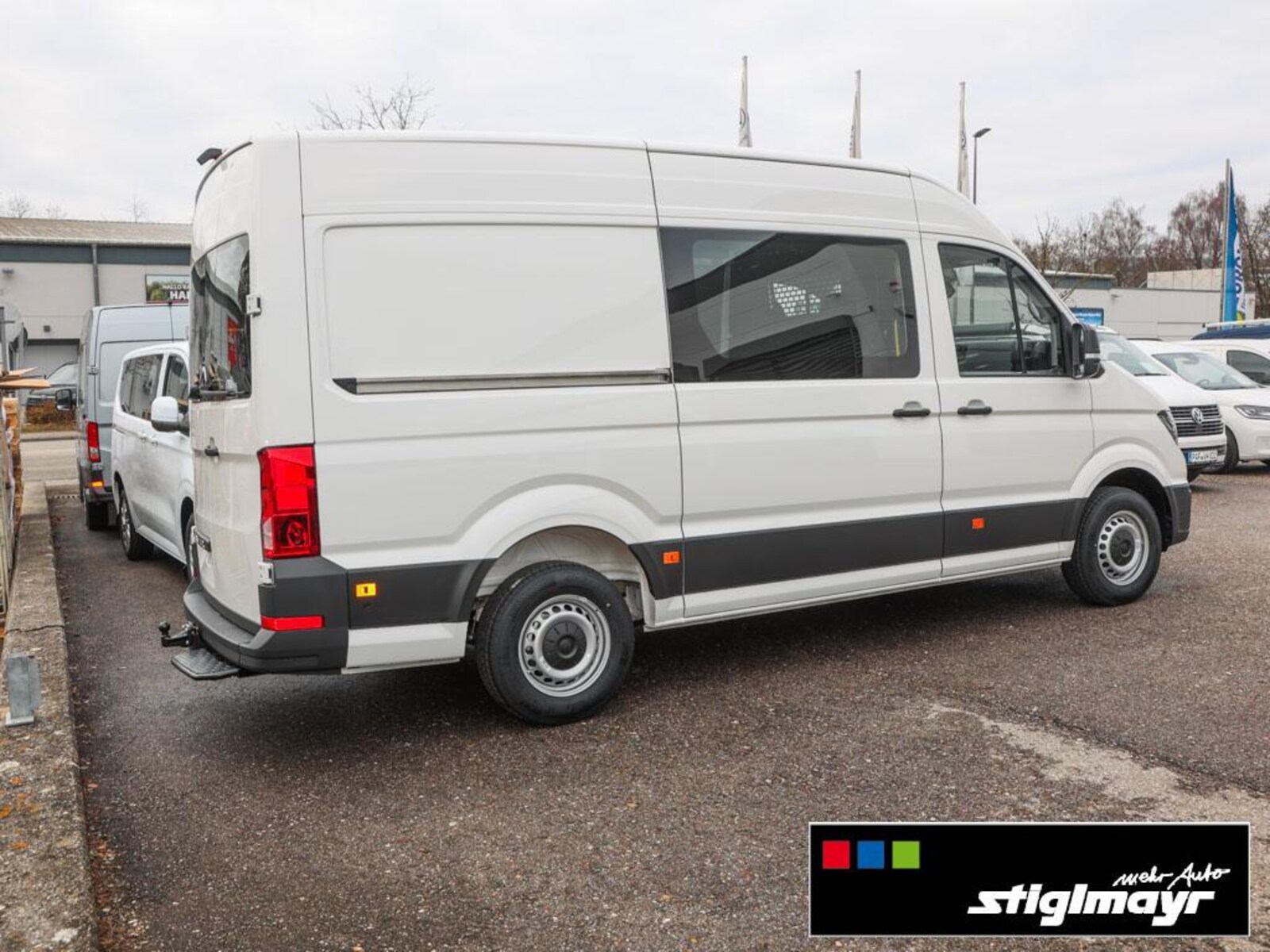 Volkswagen Crafter Kasten mittlerer Radstand – Bild 2