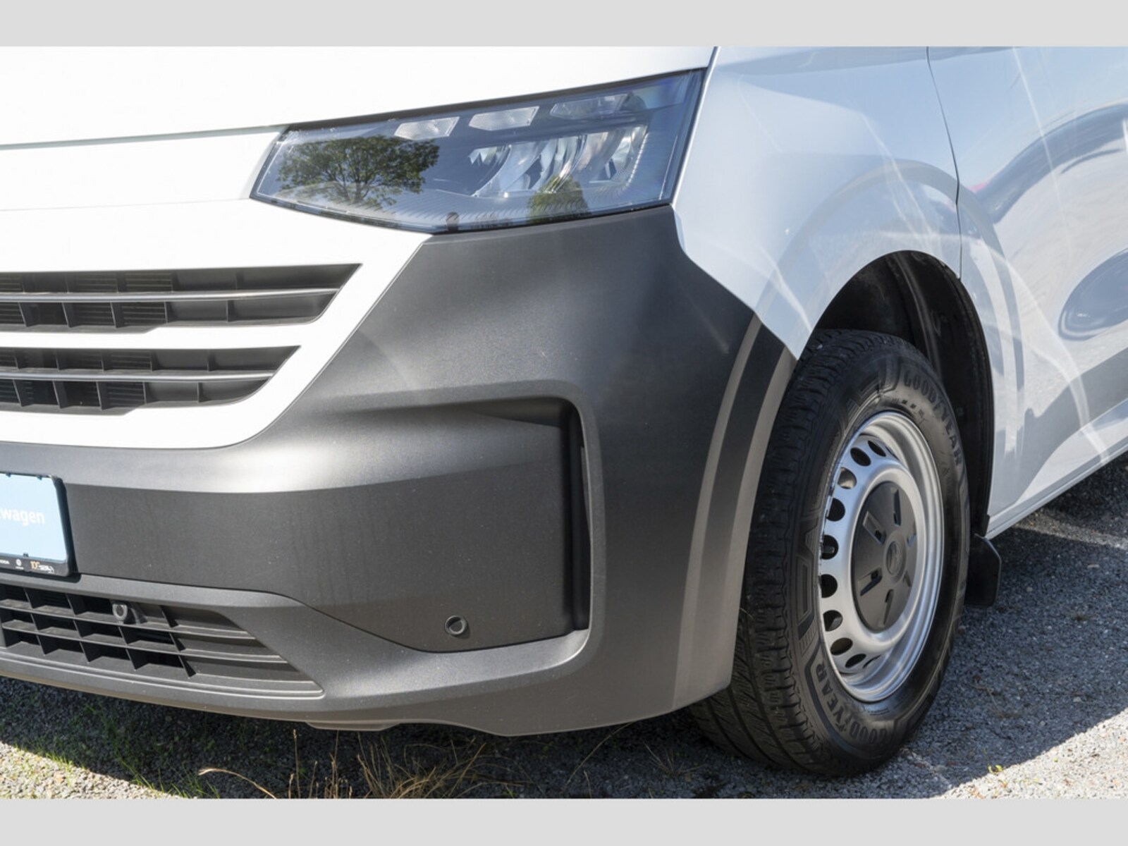 Volkswagen Transporter Kasten langer Radstand – Bild 5
