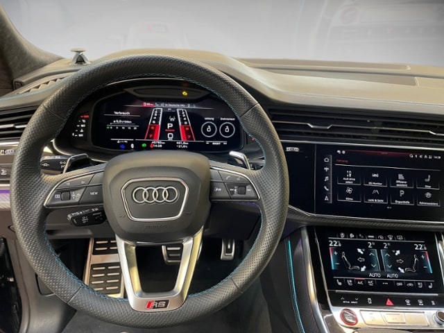 Audi RSQ8