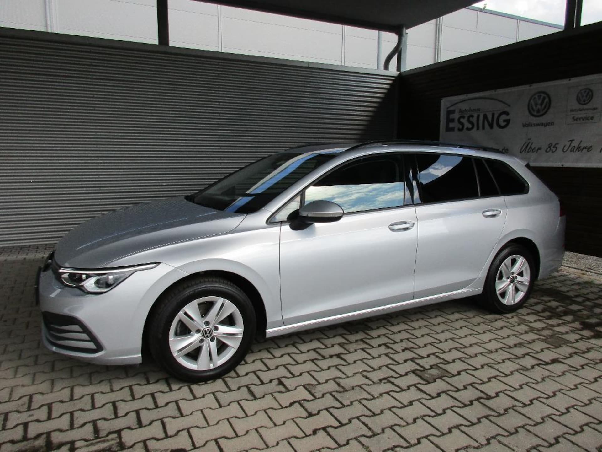 Volkswagen Golf Variant Life