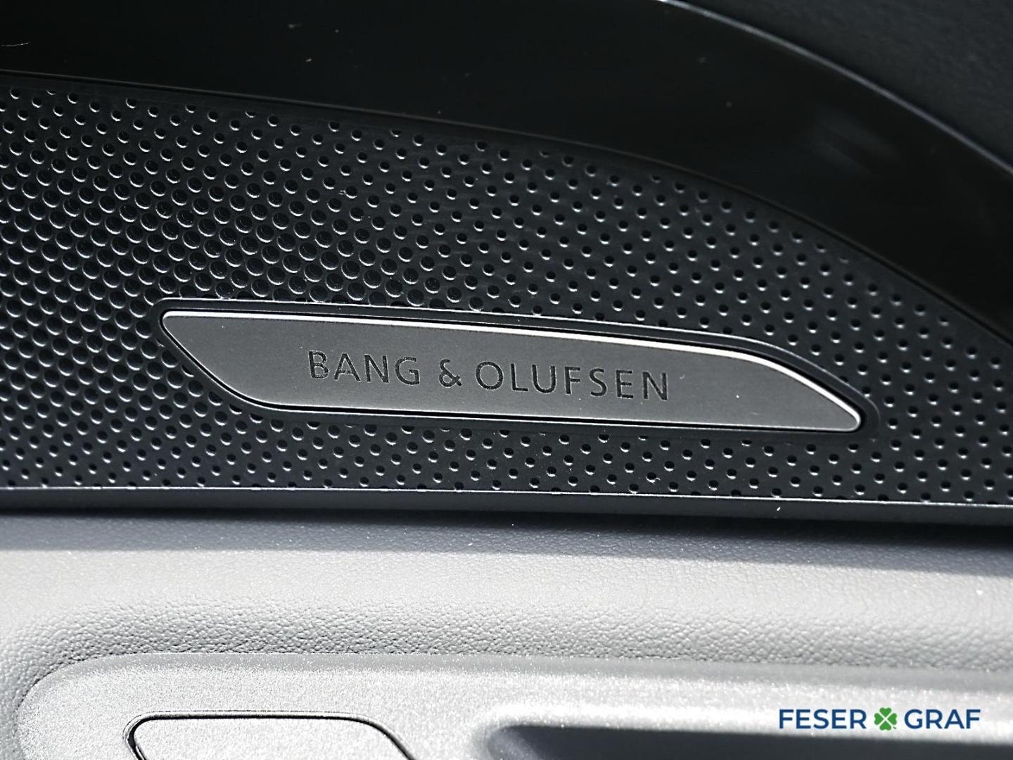 Bild über Audi Q5 Sportback TDI quattro 150 kW S tronic - für weitere Informationen kontaktieren Sie den Audi Partner