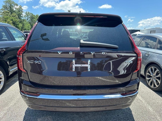 2025 Volvo XC90 Plug-In Hybrid