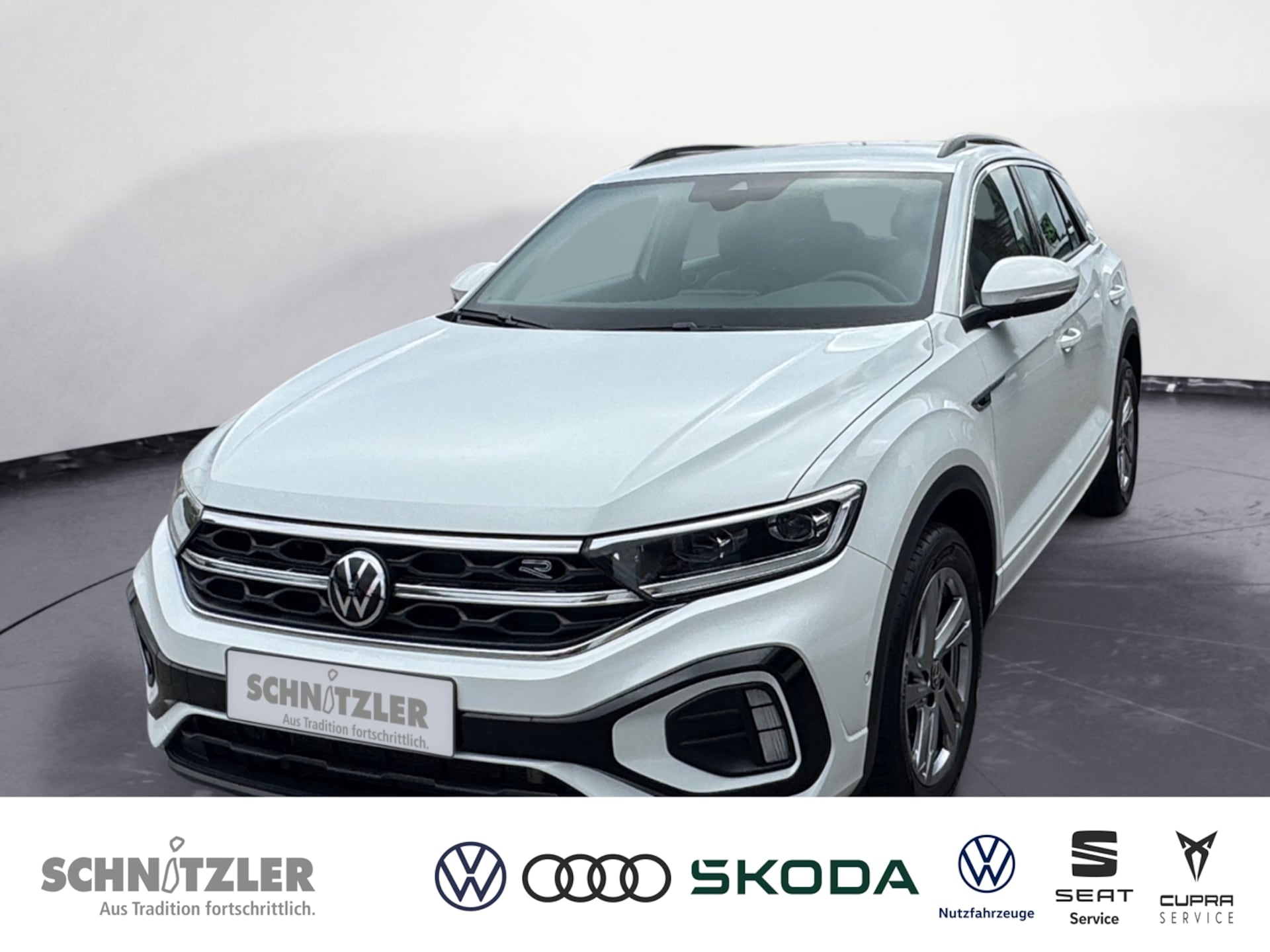 Volkswagen T-Roc — Volkswagen T-Roc R-Line 1.5 TSI DSG LED+/NAVI/KAMERA/KEYLESS/APP+++