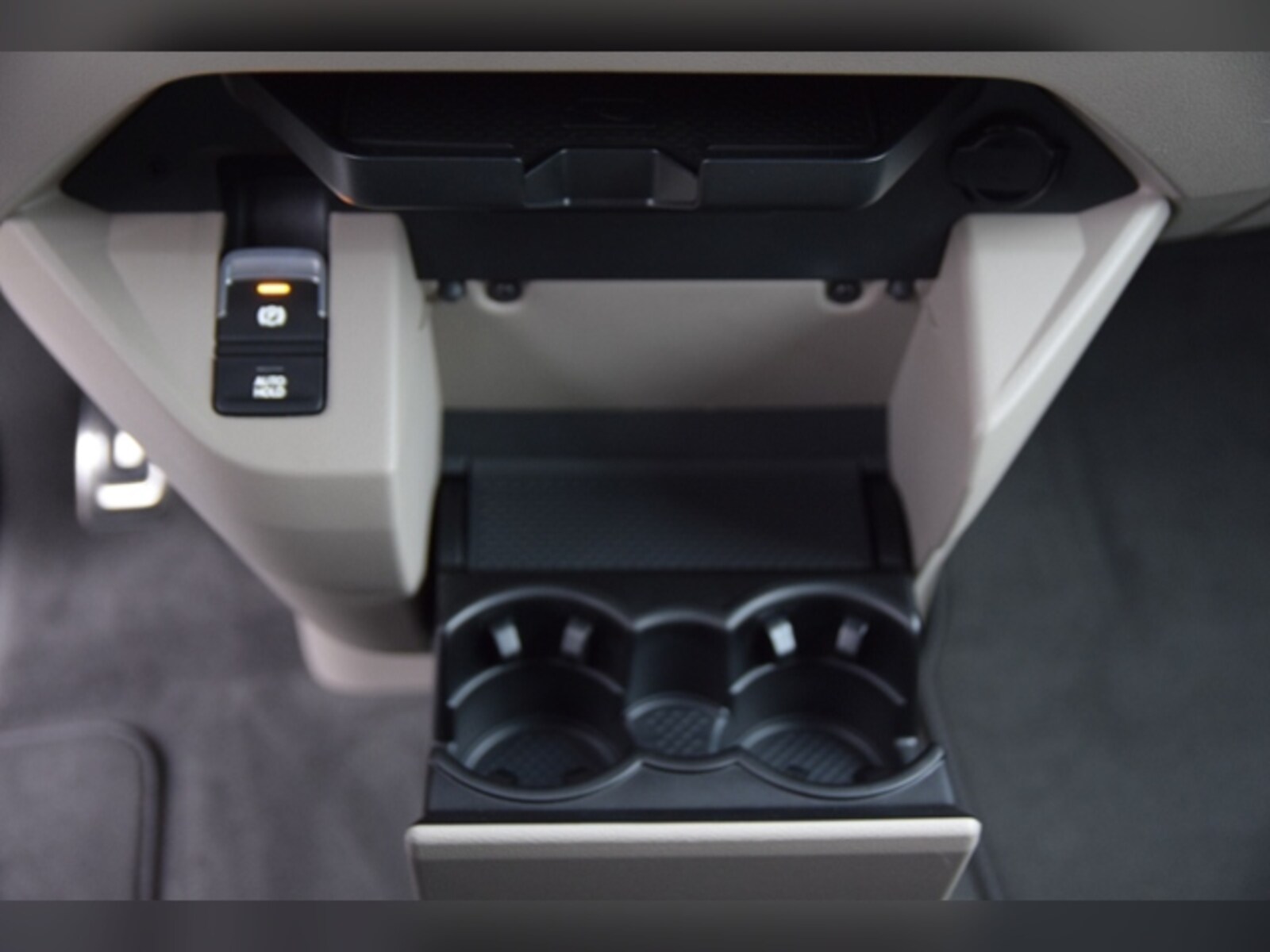 Volkswagen Multivan – Bild 15