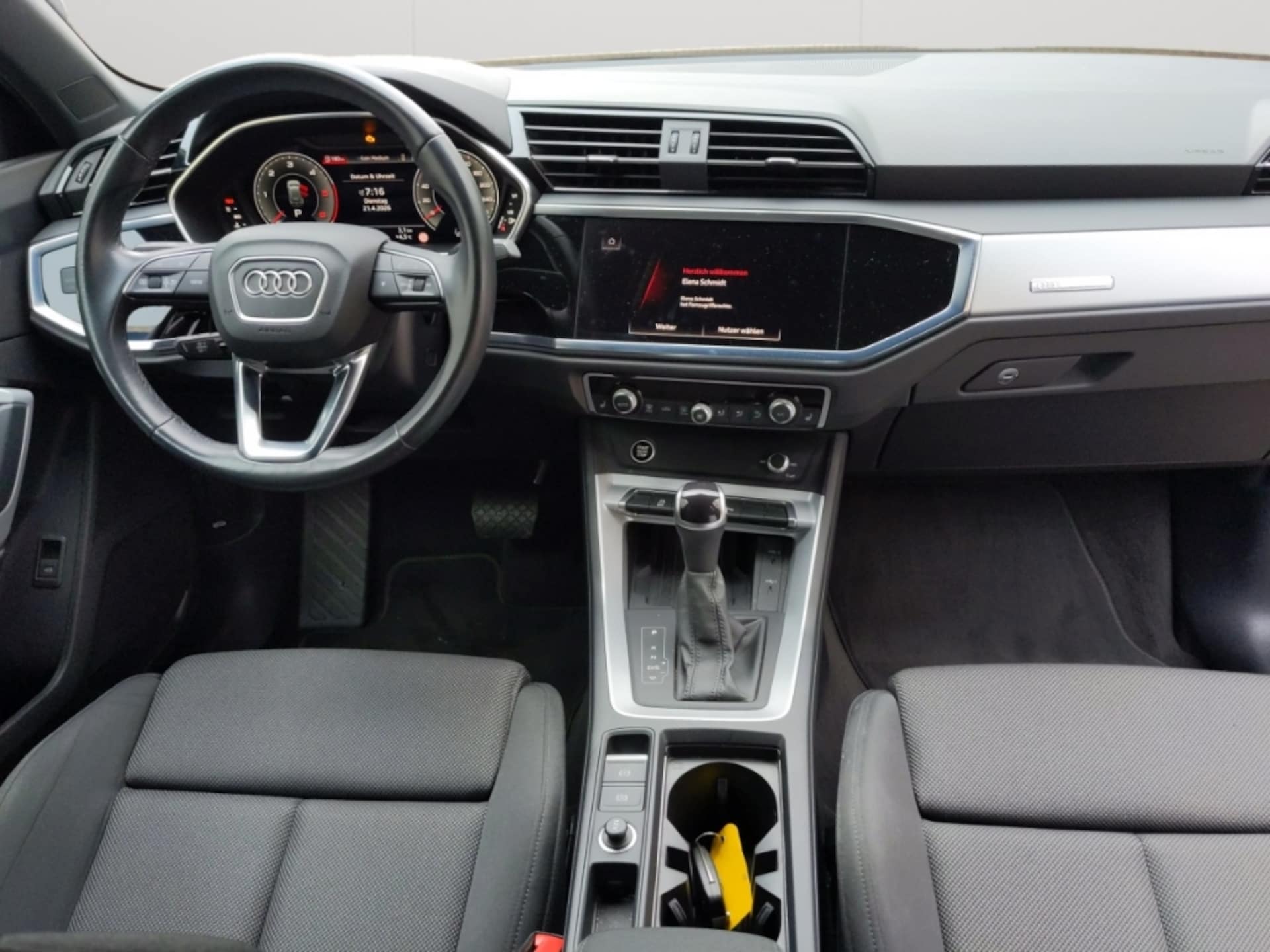 Audi Q3 SUV S line