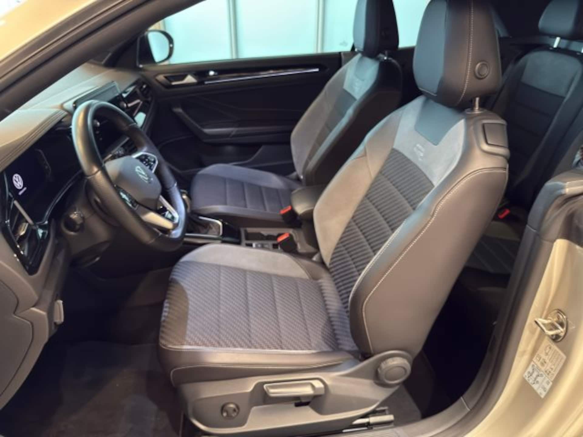 Volkswagen T-Roc Cabriolet R-Line