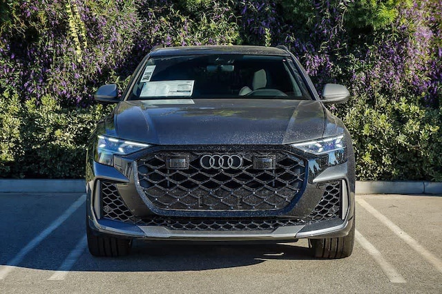 2026 Audi RS Q8 SUV performance