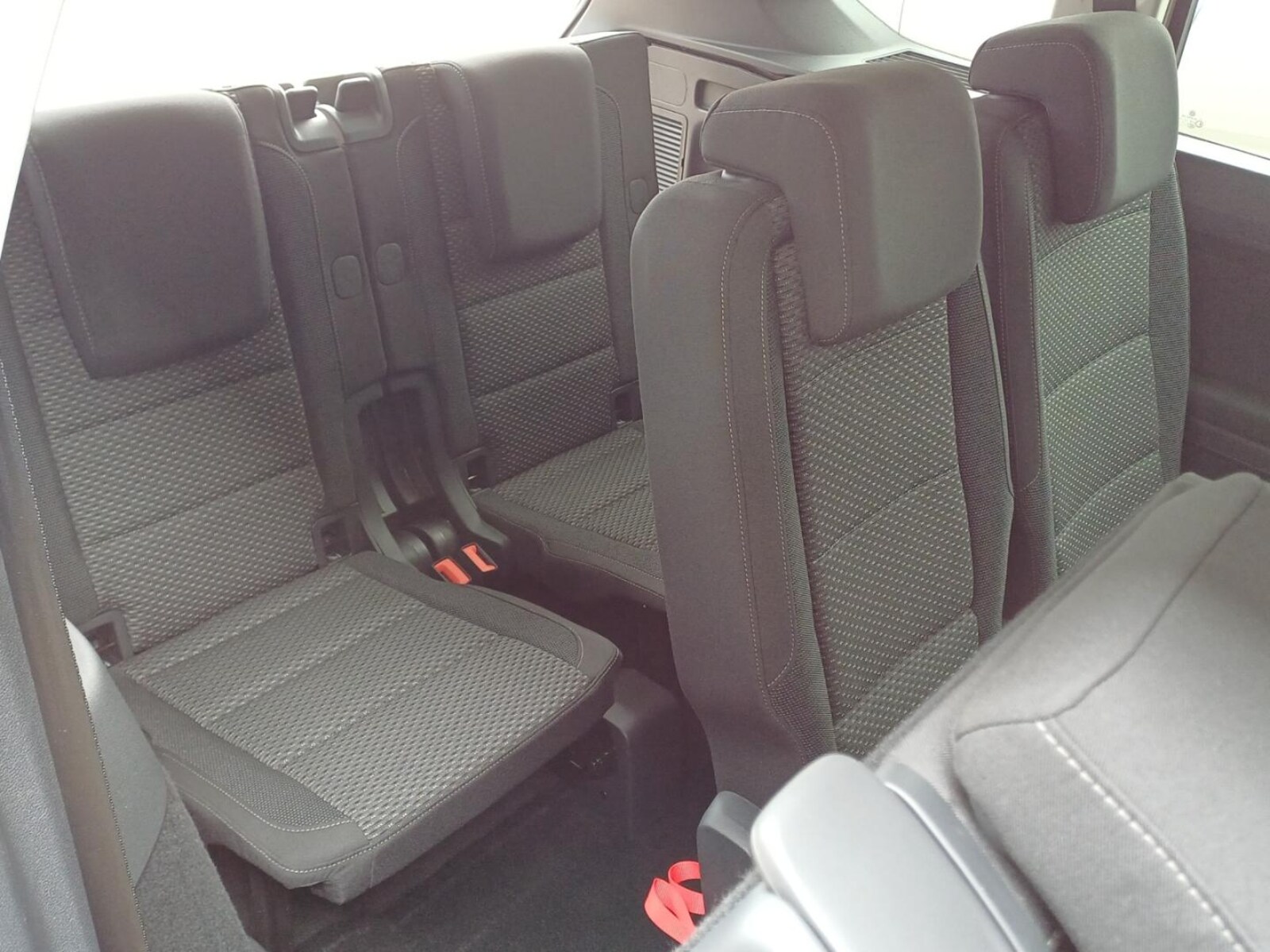 Volkswagen Touran – Bild 18