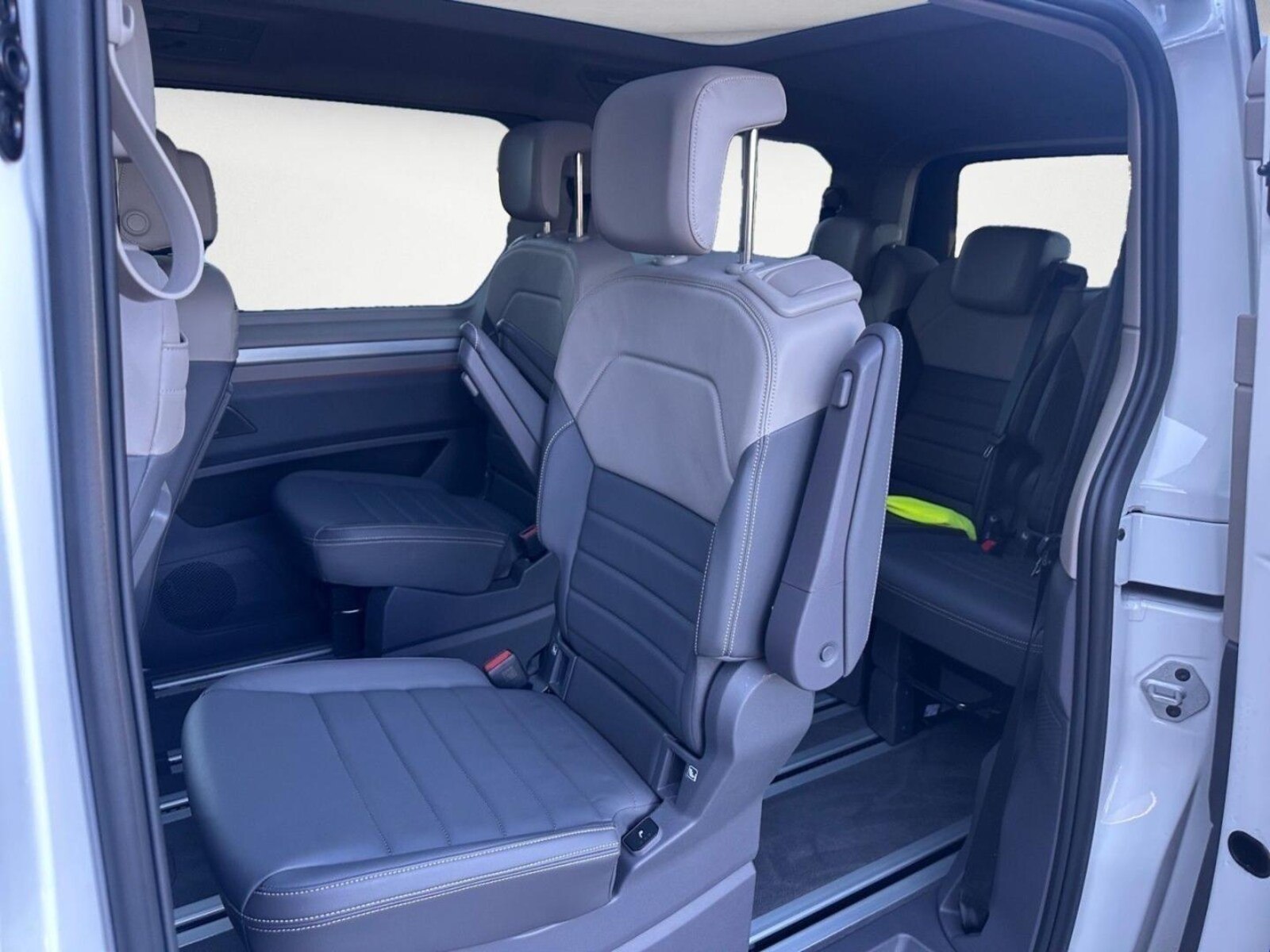 Volkswagen Multivan Langversion – Bild 14