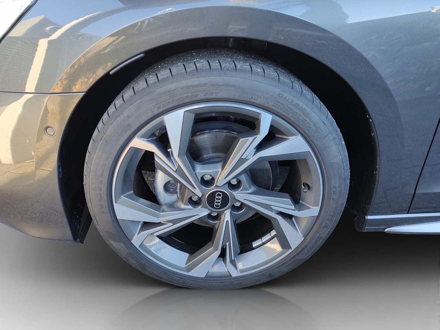 Bild über Audi A3 Sportback S line 35 TDI S tronic - für weitere Informationen kontaktieren Sie den Audi Partner