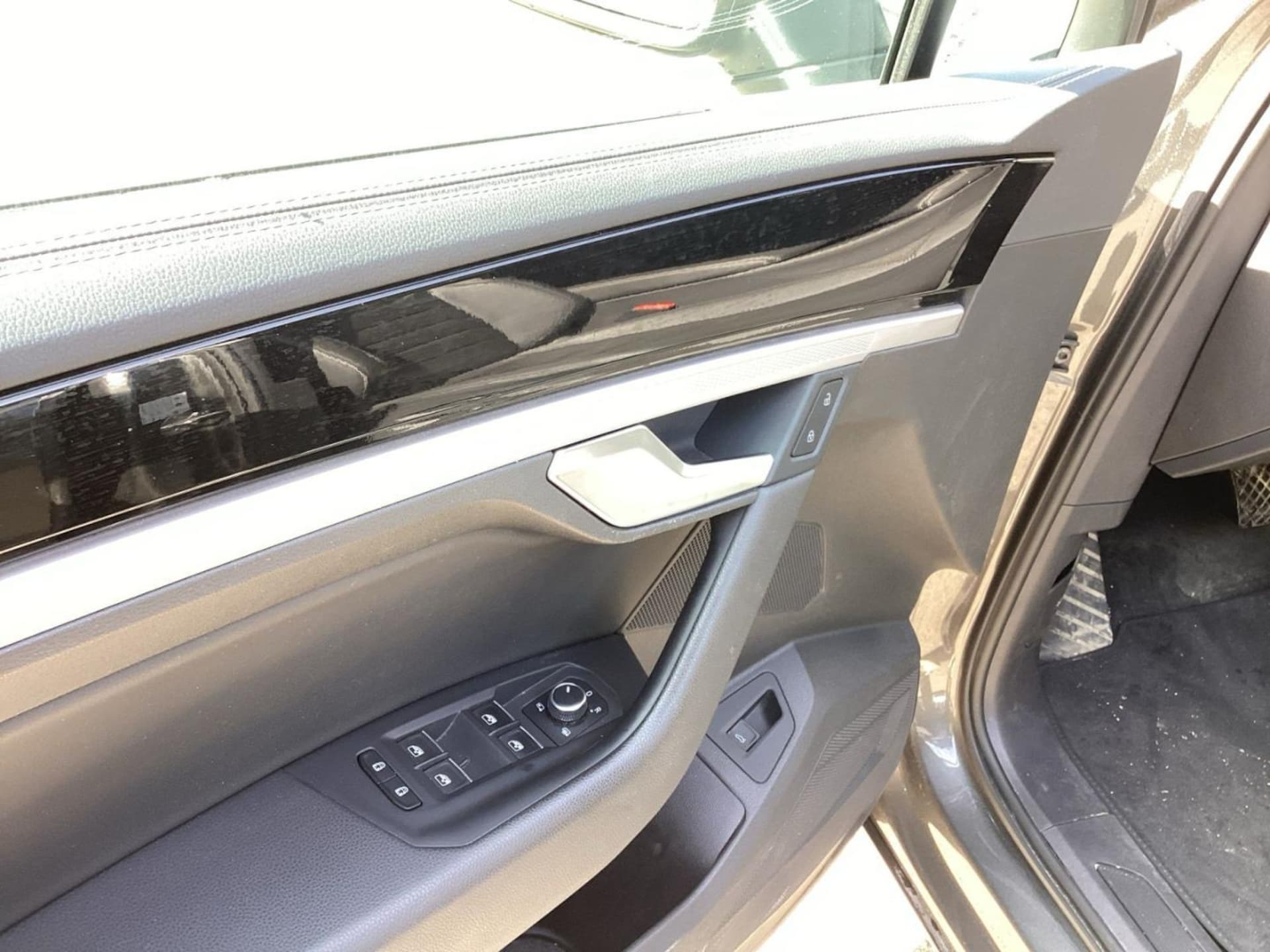 Volkswagen Touareg Basis-Modell