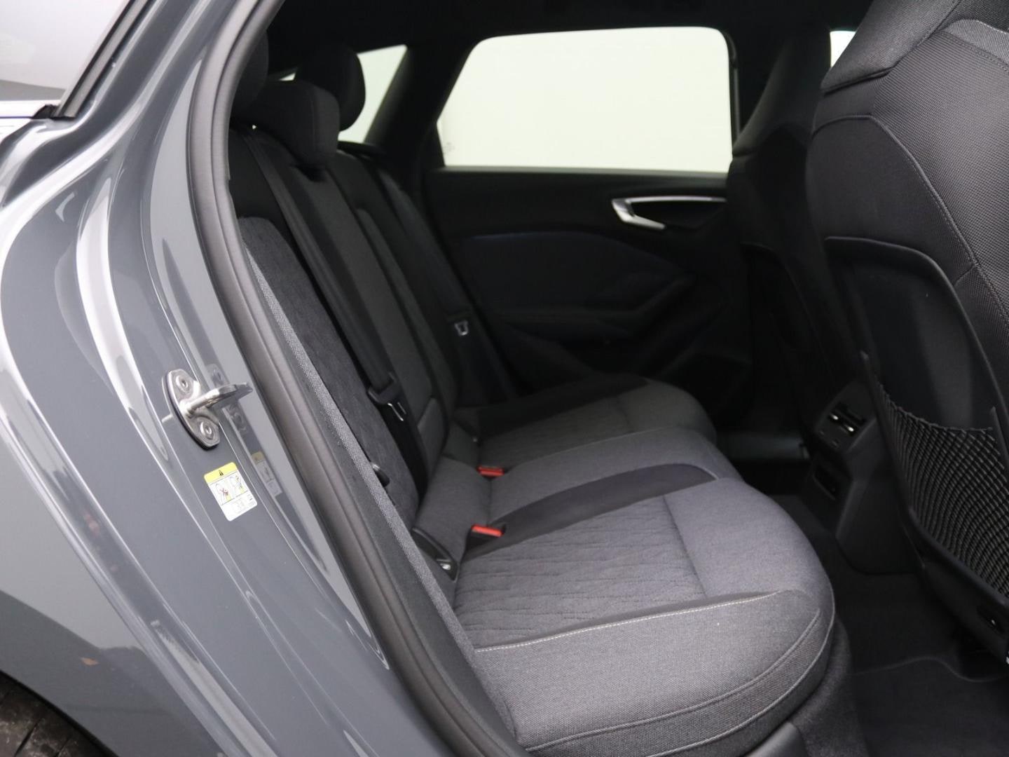 Bild über Audi A5 Avant TDI 150 kW S tronic - für weitere Informationen kontaktieren Sie den Audi Partner