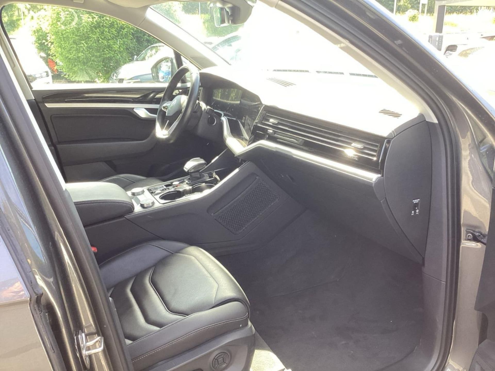 Volkswagen Touareg Basis-Modell
