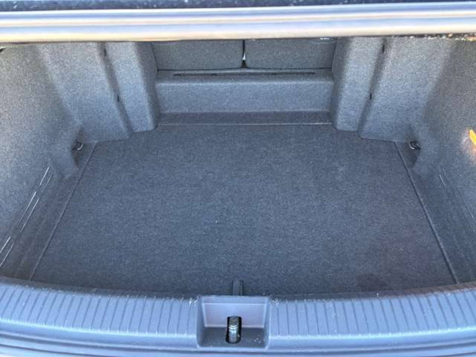 Volkswagen T-Roc Cabriolet – Bild 11