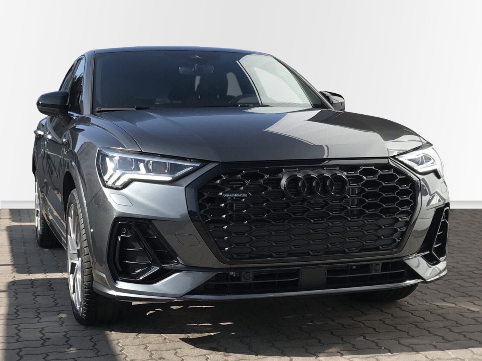Audi Q3 Sportback S line
