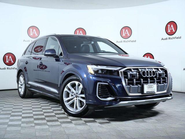 2025 Audi Q7 55 Premium Plus quattro Tiptronic's photo