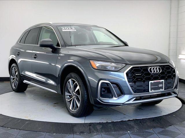 2023 Audi Q5 45 Premium Plus's photo