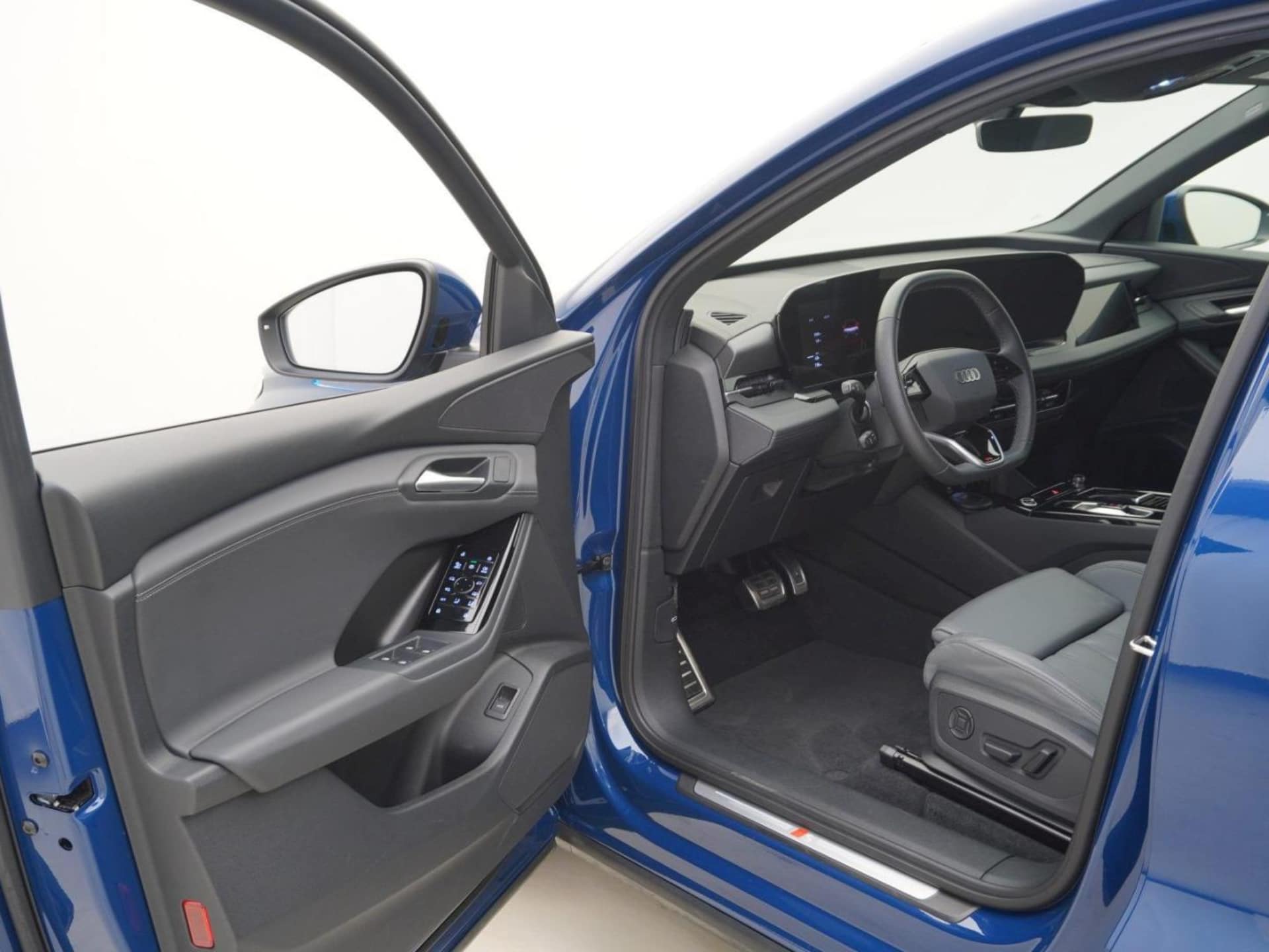 Audi Q6 SUV e-tron