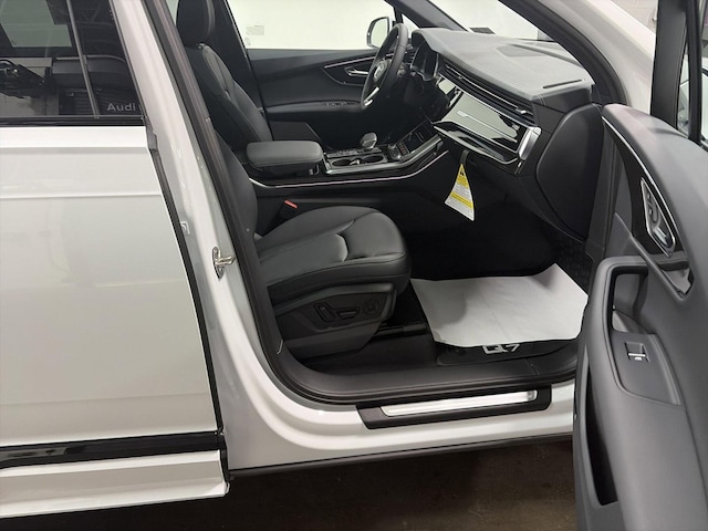 2026 Audi Q7 Premium - Photo 36