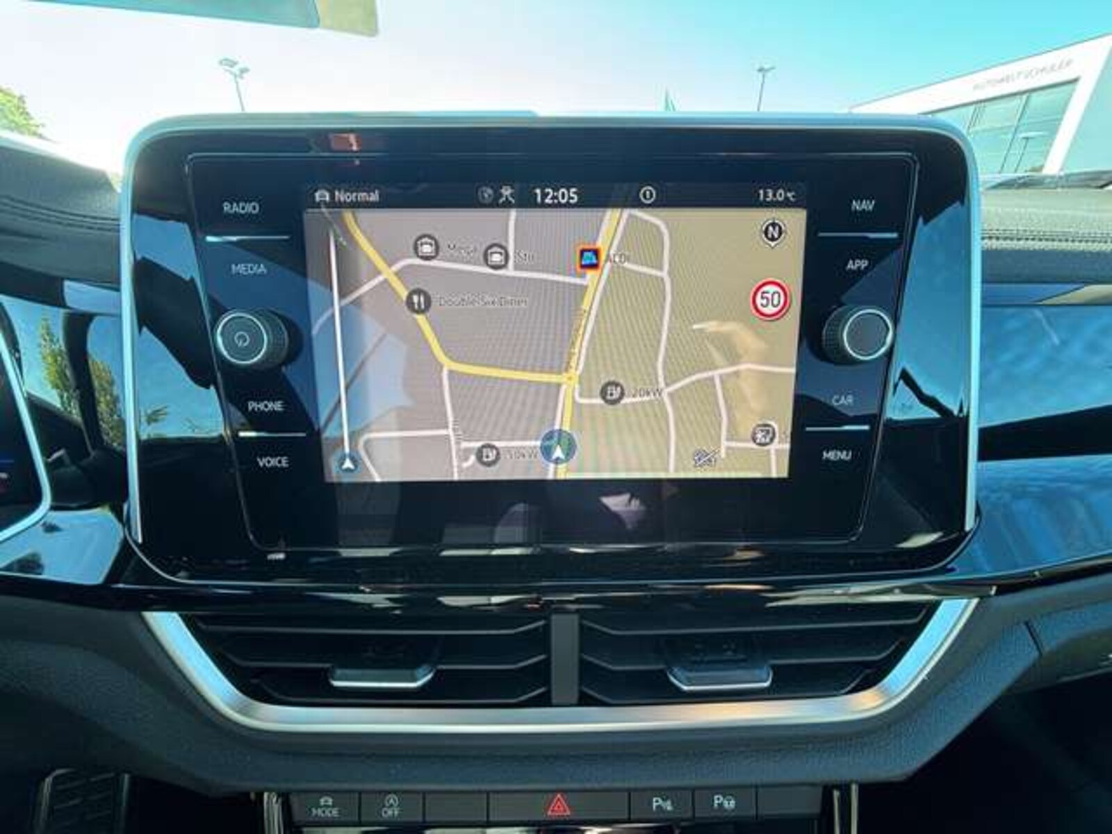 Volkswagen T-Roc Cabriolet – Bild 14