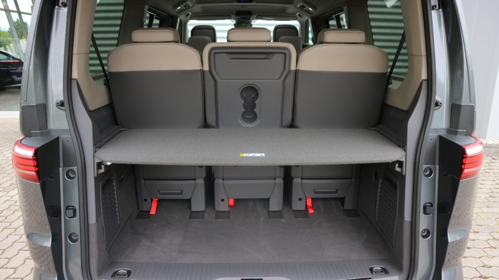 Volkswagen Multivan Langversion – Bild 15