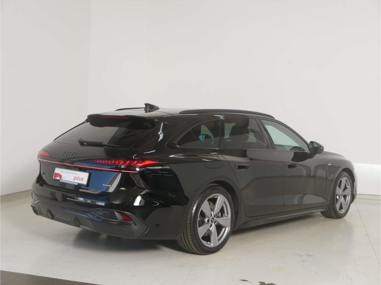 Bild über Audi A6 Avant TDI quattro 150 kW S tronic - für weitere Informationen kontaktieren Sie den Audi Partner