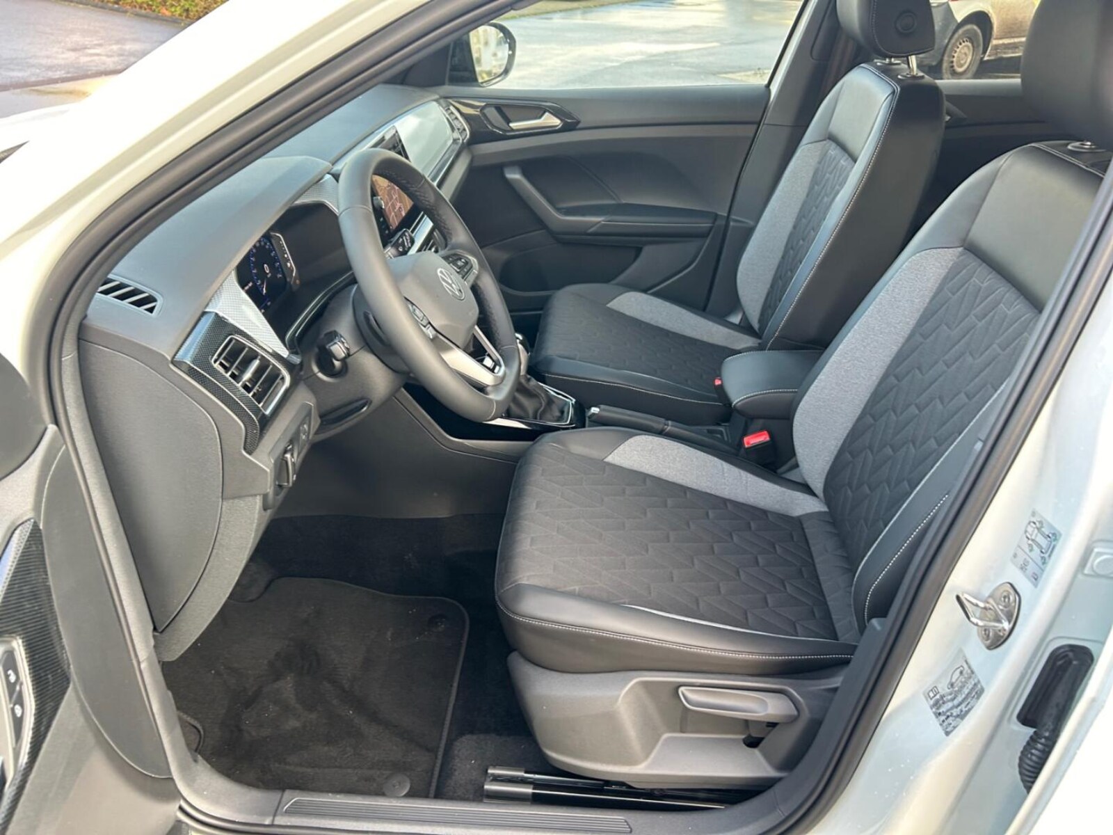 Volkswagen T-Cross – Bild 14