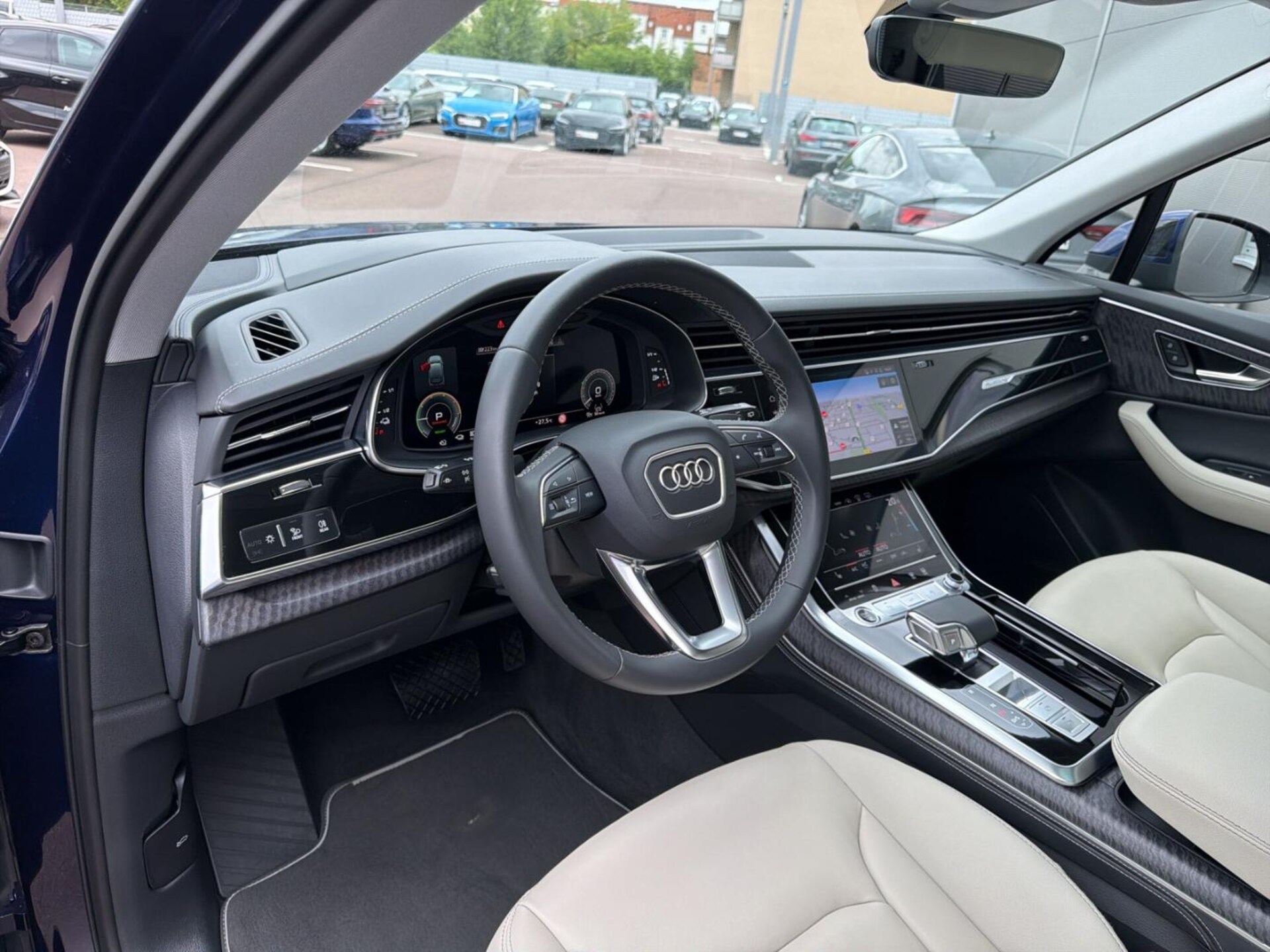 Audi Q7 SUV TFSI e