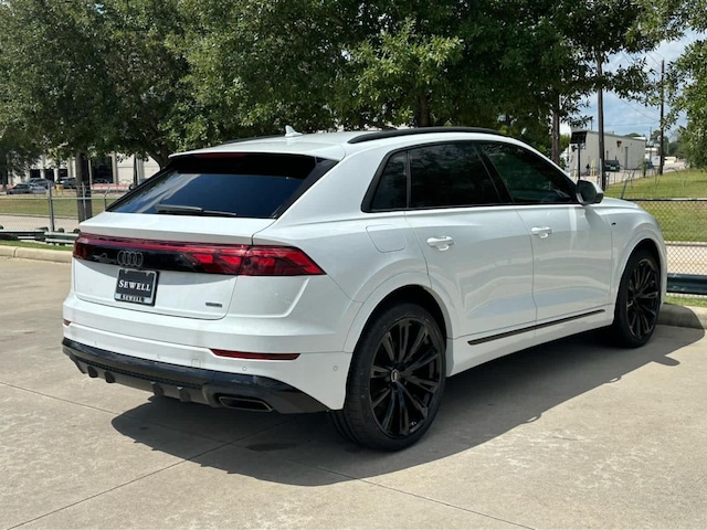 2026 Audi Q8