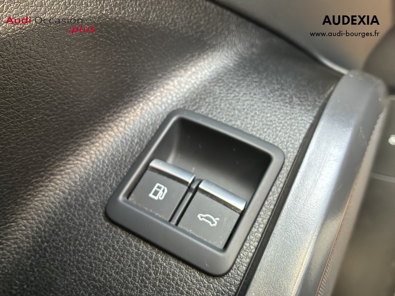 Image about Audi Q5 Sportback TFSI e S line 50 TFSI e quattro 220 kW (299 ch) S tronic