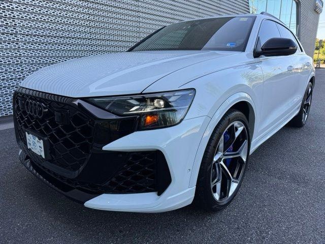 2026 Audi RS Q8 SUV performance