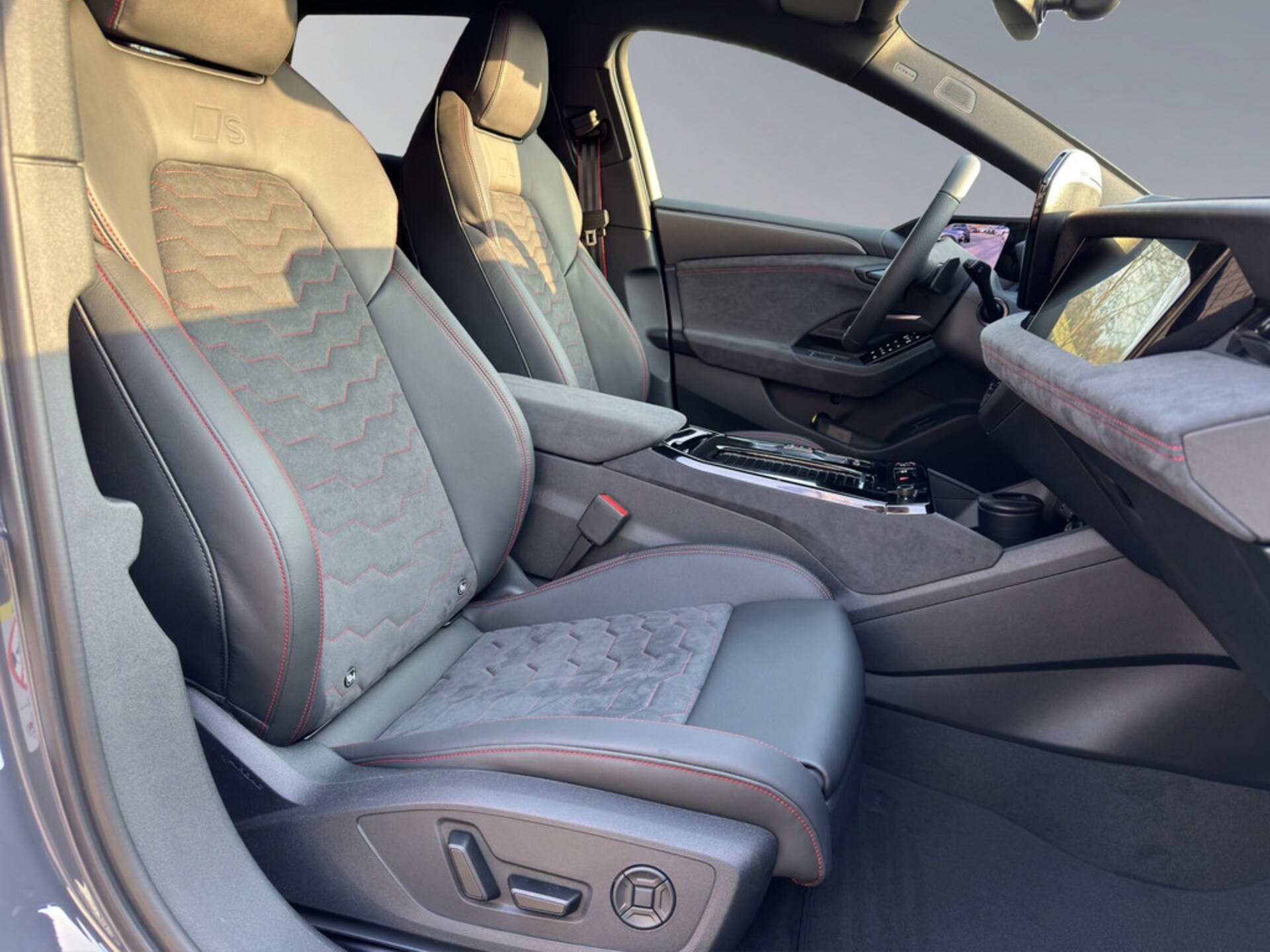 Audi S6 Avant e-tron