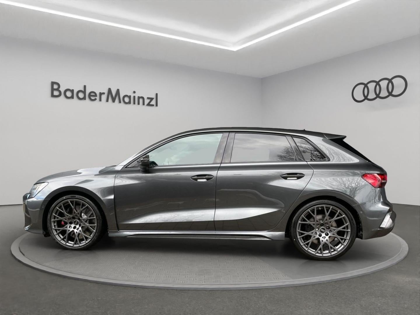 Image about Audi RS 3 Sportback TFSI quattro S tronic